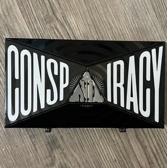 NIB JEFFREE STAR X SHANE DAWSON CONSPIRACY PALETTE - Picture 2 of 5